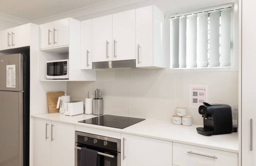 Rocklea Apartment | 1 Bdr Apt! GST Credits! Undercover Parking! 414F1
