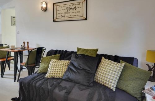 Whippingham House | 1 Bed in East Cowes 91562