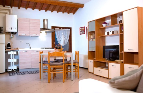 Montagnana Apartment | 1 Bed-Sleeps 4-Town Centre-Free Parking-AirCon
