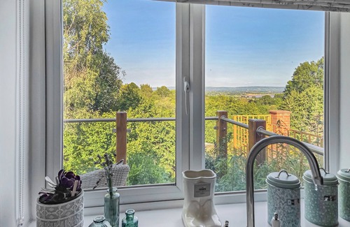 Littledean Cottage | 1 bedroom accommodation in Newnham Forest of Dean