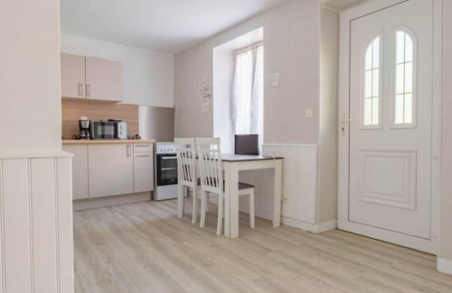 Saint-Honore-les-Bains Apartment | 1 Bedroom Apartment in Saint-Honoré-les-Bains