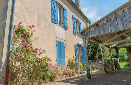Saint-Honore-les-Bains Apartment | 1 Bedroom Apartment in Saint-Honoré-les-Bains