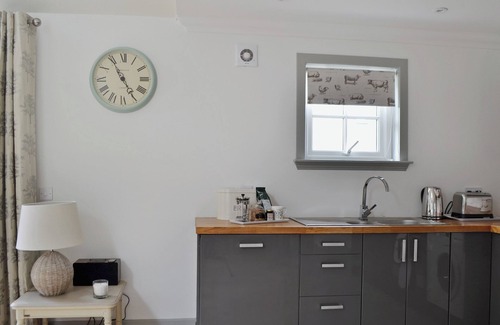 Crieff Cottage | 1 bedroom accommodation in near Comrie and Crieff