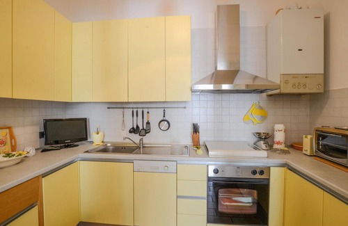 Varese Ligure Apartment | 1 bedroom accommodation in Varese Ligure