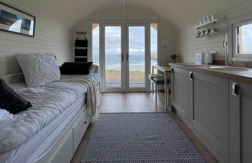 Strathy Cottage | 1 bedroom accommodation in Strathy Bay