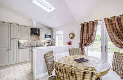 Congleton Ski Chalet | 1 bedroom accommodation in Eaton, Congleton