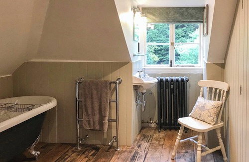 Haslemere Cottage | 1 bedroom accommodation in Fernhurst