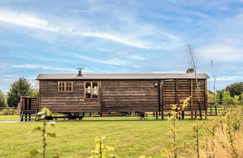 Wichenford Cottage | 1 bedroom accommodation in Ockeridge, Worcester