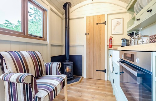 Filkins Cottage | 1 bedroom accommodation in Filkins, near Lechlade