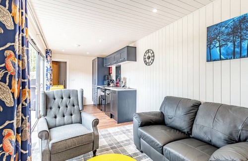 Storwood Ski Chalet | 1 bedroom accommodation in Aughton