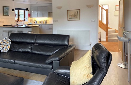 Herstmonceux Cottage | 1 bedroom accommodation in Windmill Hill, near Hailsham
