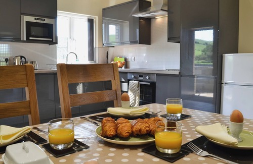 Cilcennin Cottage | 1 bedroom accommodation in Cilcennin, near Aberaeron