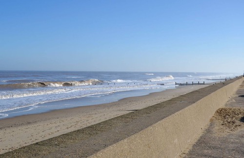 Walcott Cottage | 1 bedroom accommodation in Walcott, near Happisburgh