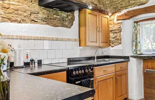 Whitland Cottage | 1 bedroom accommodation in Llanglydwen, near Narberth