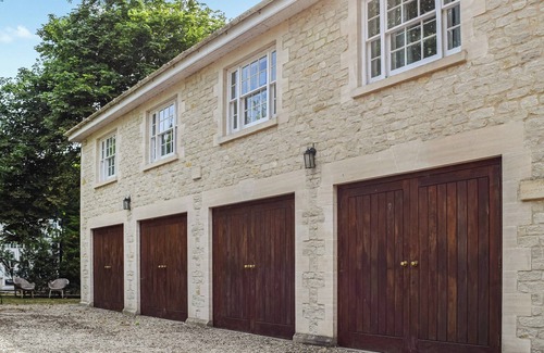Thame Cottage | 1 bedroom accommodation in Tetsworth, near Oxford