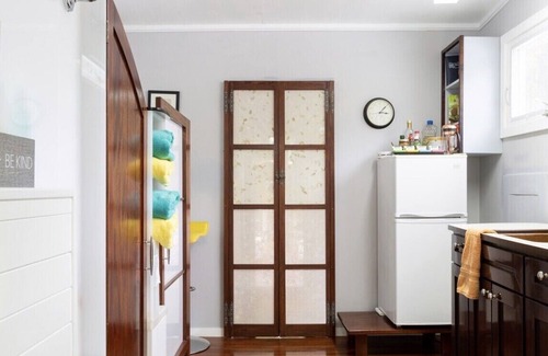 Coconut Grove House | 1 Bedroom and 1 Bath - Unique Tropical Garden Loft in Coconut Grove, Miami.