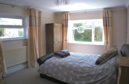 Ammanford Apartment | 1 bedroom Annex in the heart of Amman Valley