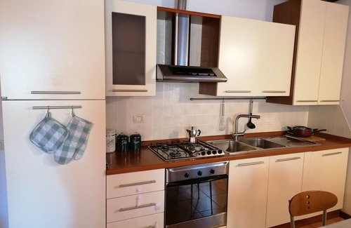 Costa di Mezzate Apartment | 1 Bedroom Apartment in Costa di Mezzate