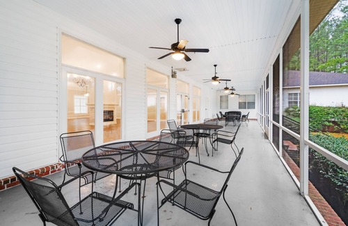 Grand Bay Apartment | 1 Bedroom Apartment at Oak + Fountain! - #16