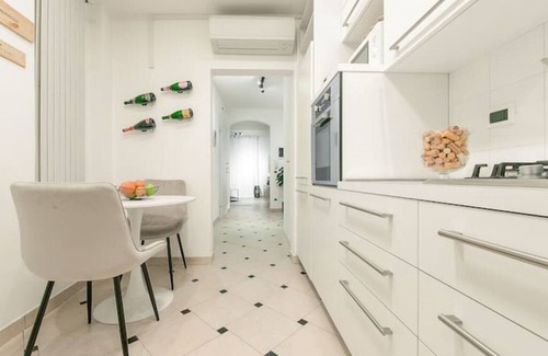 Old Town Apartment | 1 Bedroom Apartment in Modena