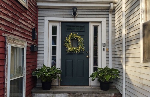 Readville Apartment | 1-Bedroom Apartment in Milton Lower Mills convenient to Boston & Cambridge