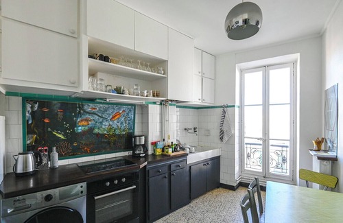 Saint-Lazare Apartment | 1-bedroom apartment near downtown