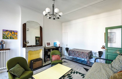 Saint-Lazare Apartment | 1-bedroom apartment near downtown