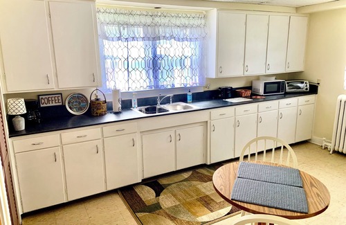 Medina Apartment | 1-bedroom apartment near hospital and Erie Canal