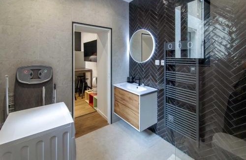 6th Arrondissement Apartment | 1 bedroom apartment with terrace - Prefecture