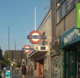 Mile End Apartment | 1 Bedroom Beautiful Victoria park