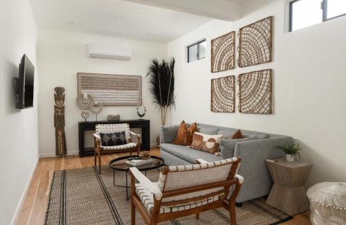 Montecito House | 1 Bedroom Casita - Casa Blanca