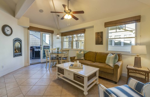 Avila Beach Condo | 1 Bedroom Condo W/outdoor Ocean View Bbq Kitchen - Steps To Beach & Town