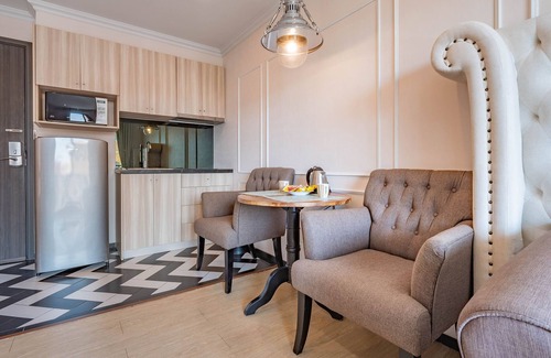 Na Chom Thian House | 1 bedroom condo with lavish swimming pool and gym access