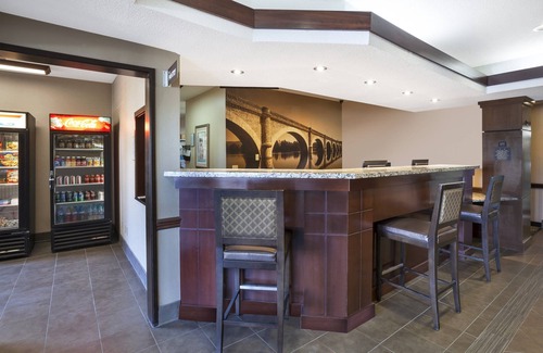 Columbia Condo | 1 Bedroom | Fitness Center + Free Daily Breakfast