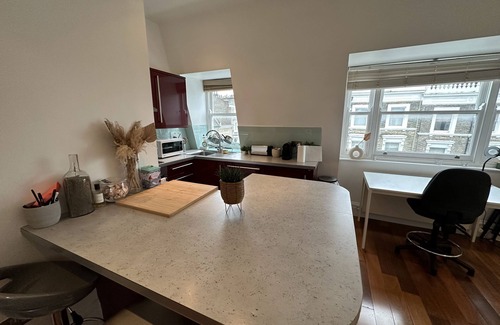 Campden Bed & Breakfast | 1 bedroom flat - fully equipped
