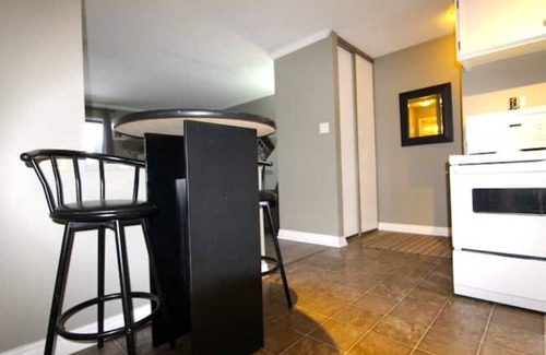 North Industrial Apartment | 1 Bedroom Fully Equipped Condo in River Heights
