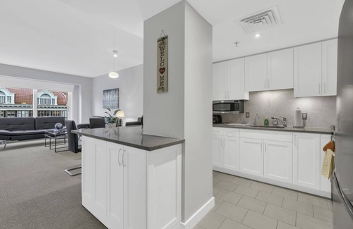 Chinatown Apartment | 1 Bedroom Furnished Apartment at Penn Quarters