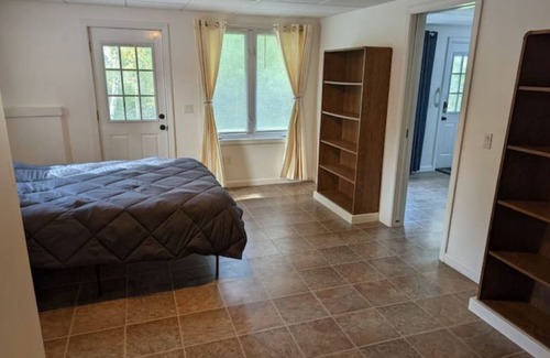 Lochmere House | 1 bedroom guest apartment in the Lakes Region