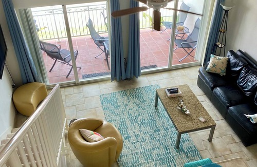South Bimini Condo | 1 bedroom+loft with 2 full bath steps from the beach, Infinity pool and Tiki bar