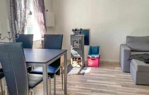 Aspered House | 1 Bedroom Lovely Home In Äspered