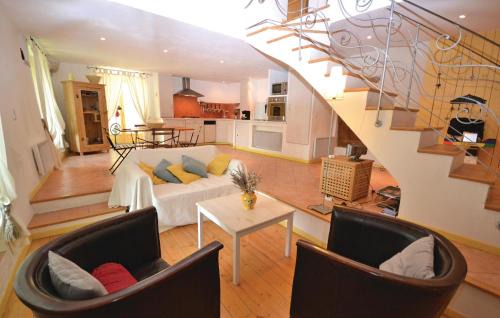 Viens House | 1 Bedroom Lovely Home In Viens