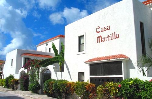 Colonia Adolfo Lopez Mateos Condo | 1-bedroom Condo Vacation Rental. Clean and Safe. High Speed WiFi