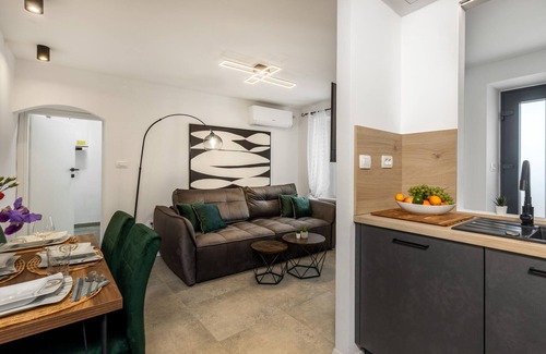 Hreljin House | 1 bedroom nice home in Hreljin