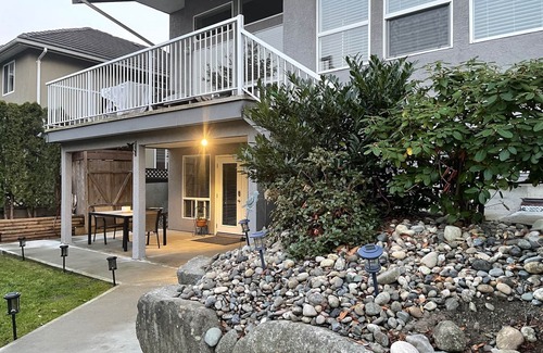 Guildford House | 1 bedroom & parking Great Vancouver