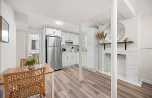 Lindridge-Martin Manor Apartment | 1 Bedroom Private Entry Buckhead Basement Apt