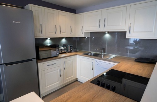 Scarborough Apartment | 1 Bedroom Sea View Apartment