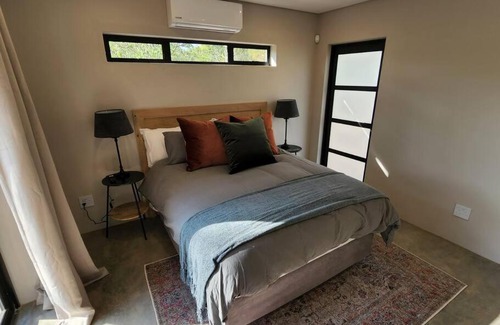 Mbombela Apartment | 1 Bedroom self catering cottage.