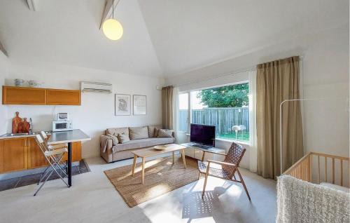 Hoor House | 1 Bedroom Stunning Home In Ludvigsborg