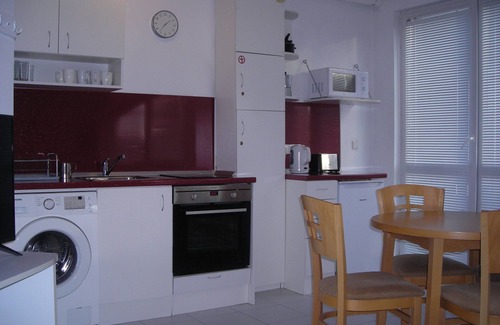 Borovets Apartment | 1 Bedroom top floor apartment mountain views - 100 metres from ski lifts