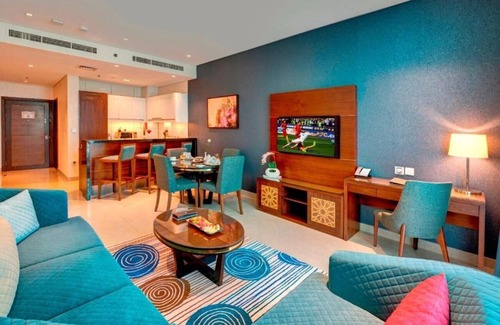 Business Bay Apartment | 1 Bedroom With Breathtaking Canal And Burj Views